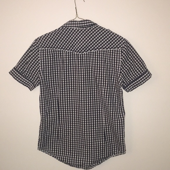 Express short sleeved button down - Picture 2 of 4